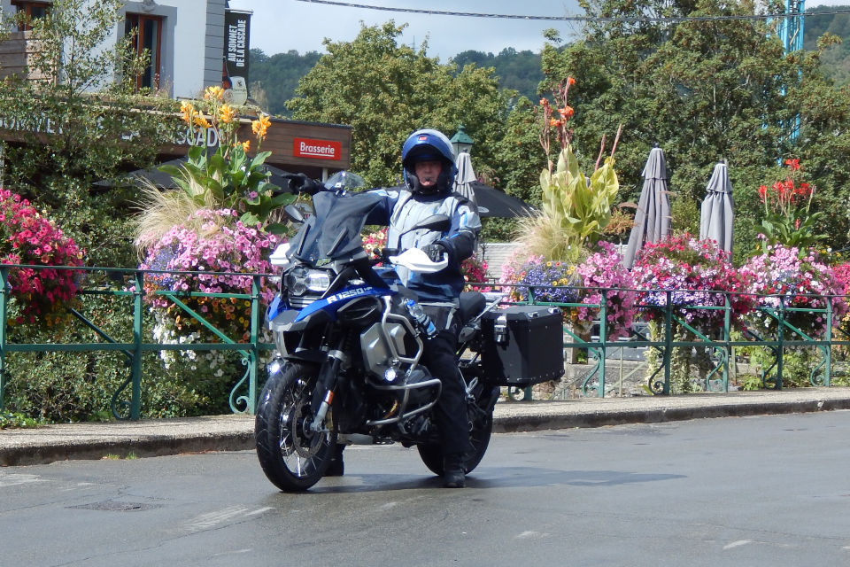 Motorrijbewijspoint Berkel en Rodenrijs examengarantie AVB en AVD